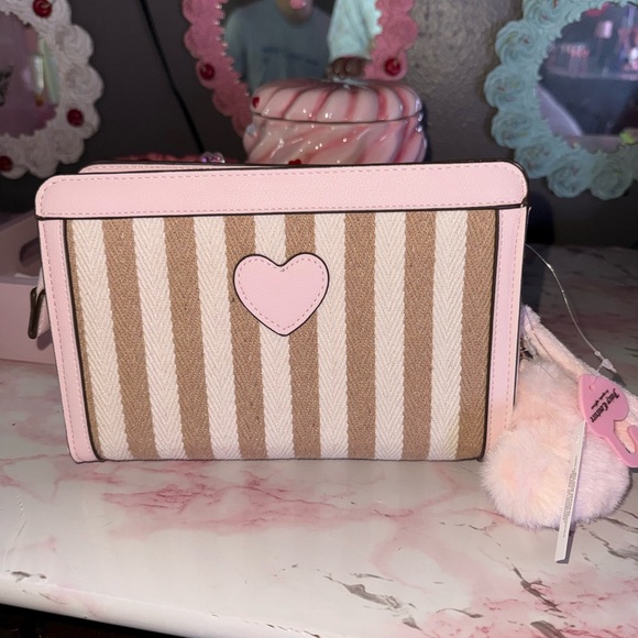 Juicy Couture Pink & Tan Striped Makeup Bag with Faux Fur Charm - Picture 6 of 7